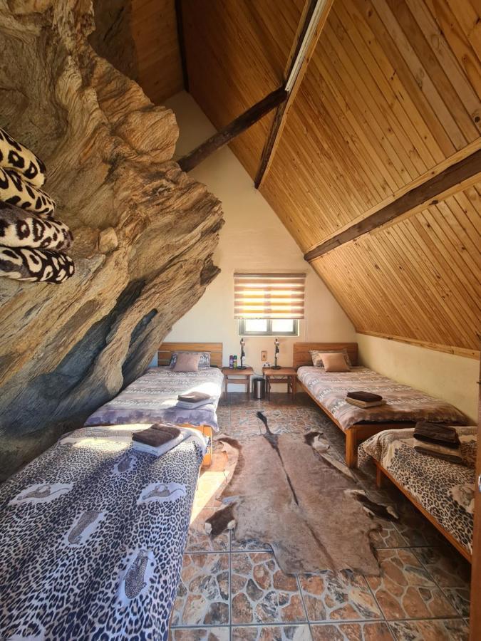 Rooiklip Camp Flintstone Exterior photo