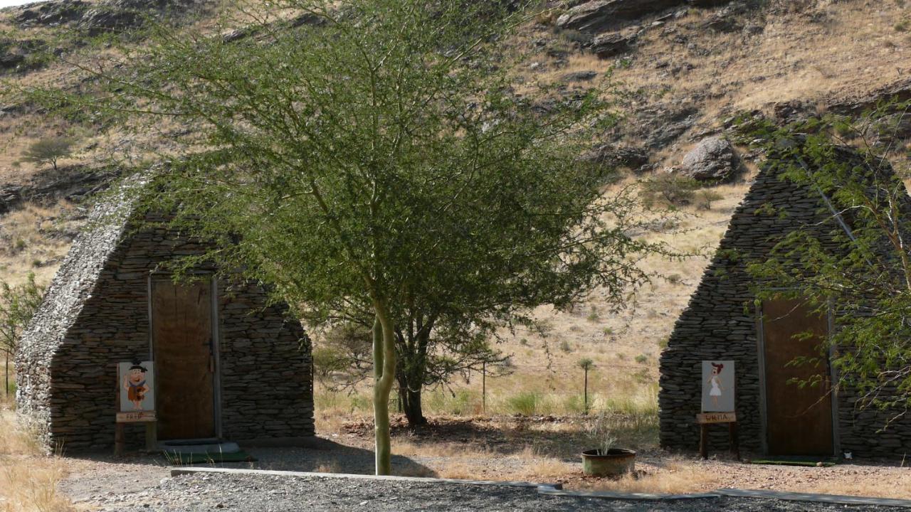 Rooiklip Camp Flintstone Exterior photo