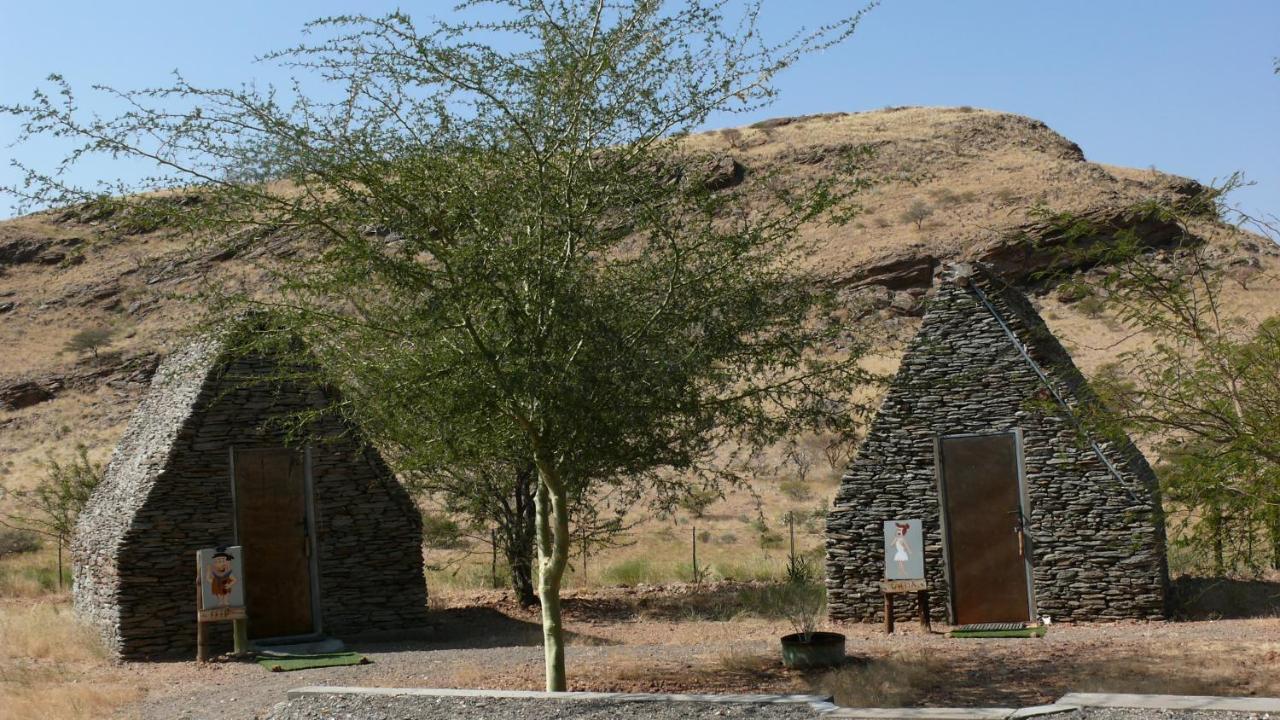 Rooiklip Camp Flintstone Exterior photo