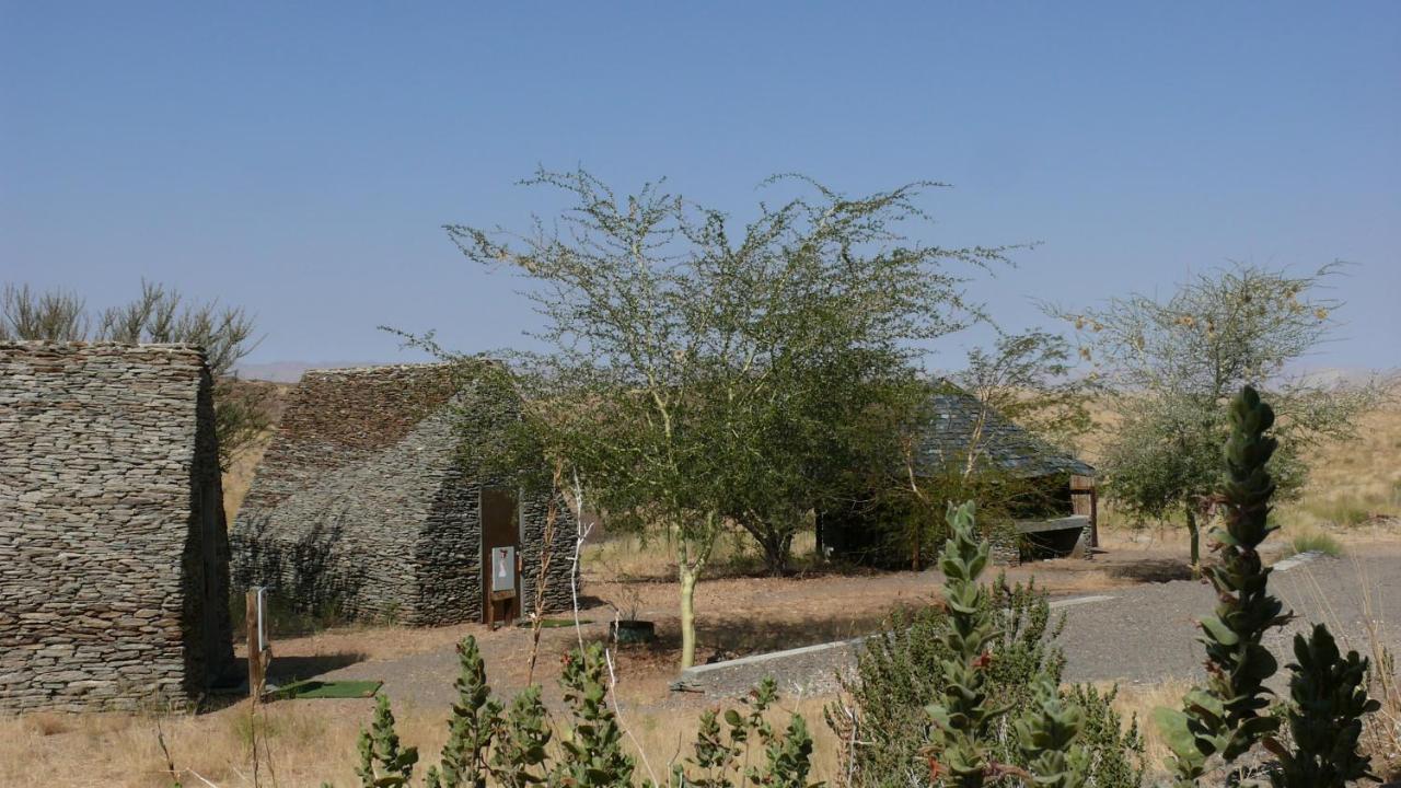 Rooiklip Camp Flintstone Exterior photo